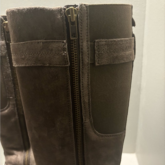 NWOT- New Ariat Stoneleigh waterproof brown suede zip boot - Picture 10 of 13